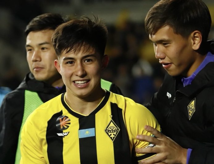 «Ақтөбе» - «Қайрат»: Дастан Сәтпаев шешуші голды соқты (ВИДЕО)