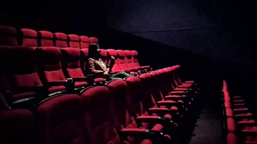 «Кіру төлемдерін» талап еткен: танымал кинотеатр желісінде заң бұзушылықтар анықталды