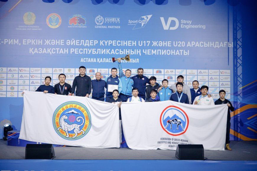 Астанада жас балуандар бақ сынады