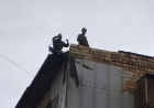 Қарағанды облысында дүлей дауыл бірнеше үйдің шатырын ұшырып кетті
