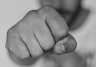 Біреуі пышақ жарақатын алған: Ақтөбеде мұнайшылар арасында төбелес болды