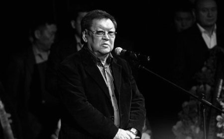 Президент Есмұхан Обаевтың отбасына көңіл айтты