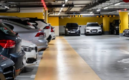 Қарағандыда тұрақта тұрған  көліктен  әйелдің мәйіті табылды