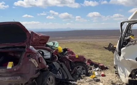 Шығыста жантүршігерлік жол апатынан екі адам ажал құшты (ВИДЕО)