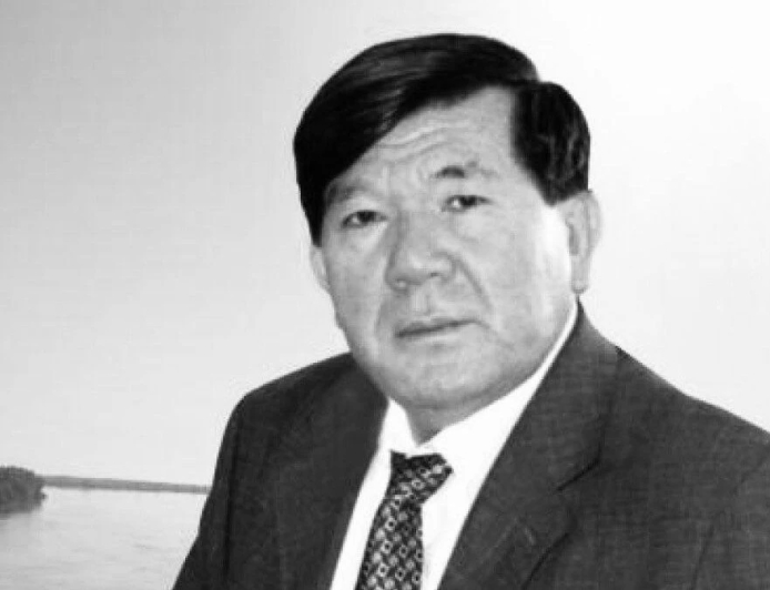 Әйгілі қазақ ақыны Мұхтар Шаханов өмірден өтті