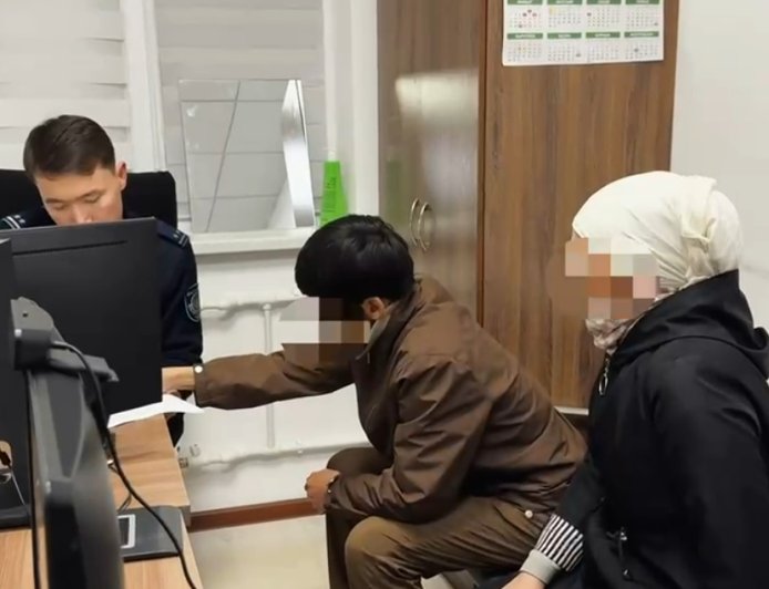 Желіде ақтаулық танымал асаба мен жұбайының интим видеосы тарады: полиция түсінік берді