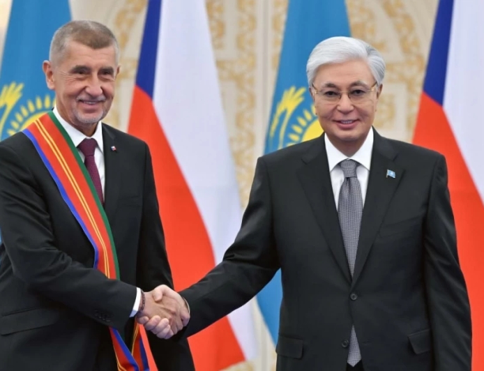 Тоқаев Чехия Премьер-министрін «Достық» орденімен марапаттады