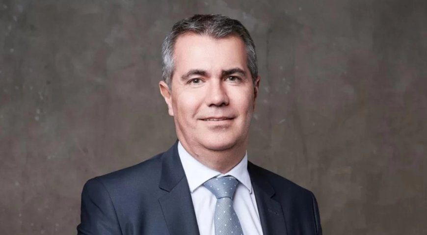 20 жыл басқарған Питер Фостердің орнына: Air Astana компаниясына жаңа бас директор келді