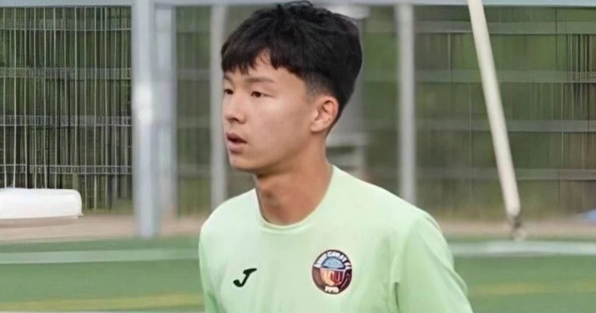 15 жастағы қазақ баласы «Барселона» клубымен келісімшартқа отырды