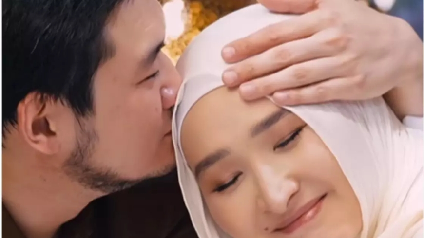 «Жетінші сәбиіне жүкті»: Төреғали Төреәлі ерекше отбасылық видеосын бөлісті