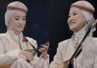 «Дипломы бар домбырашымын»: Мөлдір Әуелбекова бесаспап екенін айтып, мақтанды (ВИДЕО)