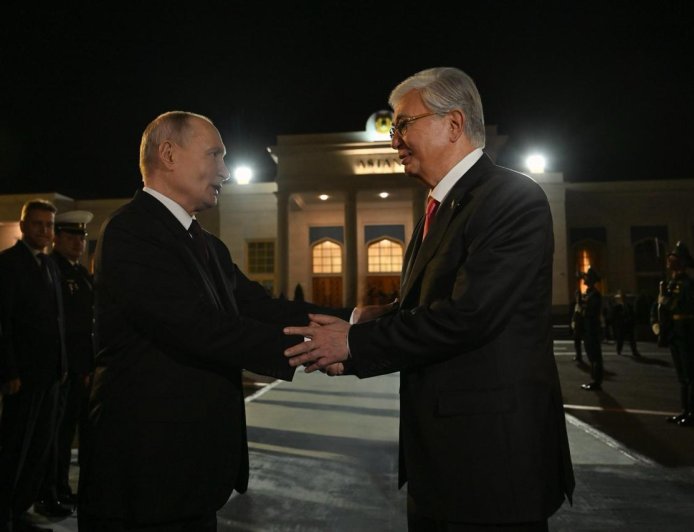 Тоқаев Путинді Астана әуежайынан шығарып салды