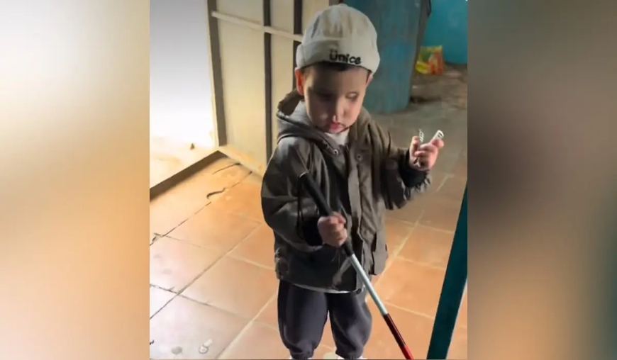 «Далаға тастап кетпейсің ғой?»: үш жасар зағип баланың видеосы шетелдіктерді жылатты