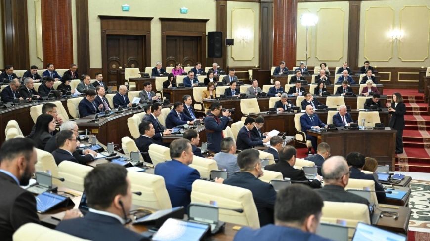 «Айыппұл кешіріледі»: Мәжіліс рақымшылыққа қатысты заңды қарауға кірісті