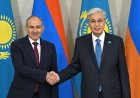 Тоқаев Пашинянды сайлаудағы жеңісімен құттықтады