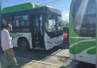 Атырауда екі автобус соқтығысып, алты адам зардап шекті