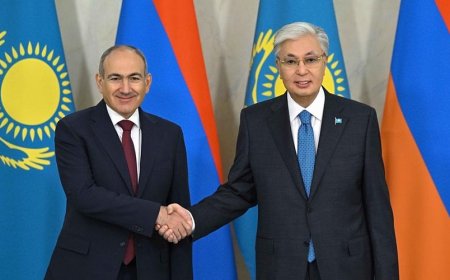 Тоқаев Пашинянды сайлаудағы жеңісімен құттықтады