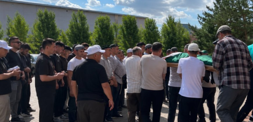 Астанада Ербаян Мұхтарды ақтық сапарға шығарып салды