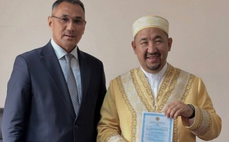 «Қазақстанда тұңғыш рет»: Нұрлан имамға желіде уағыз айтуға ресми түрде рұқсат берілді