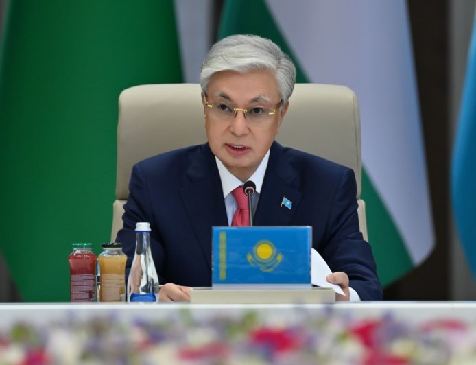 Тоқаев Орталық Азия және Әзербайжан мемлекеттері басшыларының бейресми Консультативтік кездесуіне қатысты