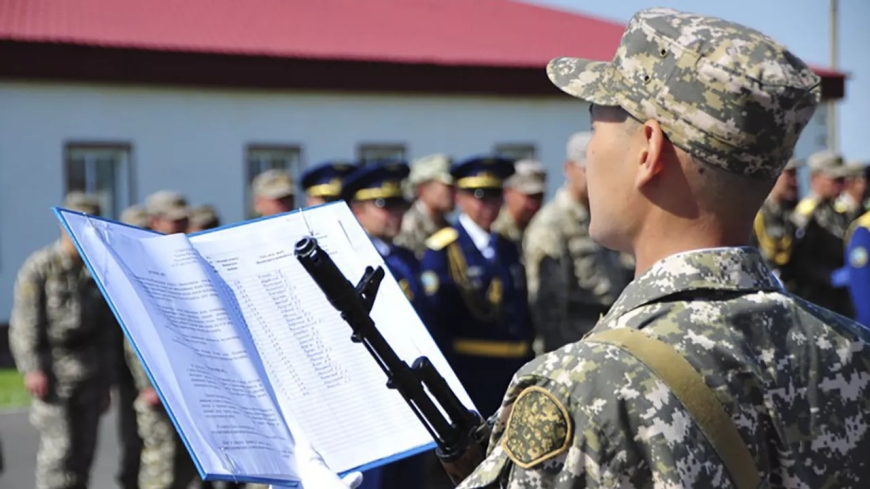 Ақтөбеде сарбазды ұрған сержант сотталды