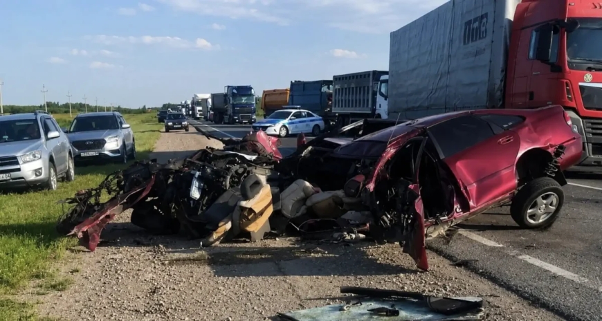 СҚО-да жантүршігерлік жол апатынан 8 адам зардап шекті