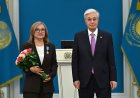 Президент  халықаралық олимпиада жүлдегерлерінің ұстаздарын жоғары наградалармен марапаттады