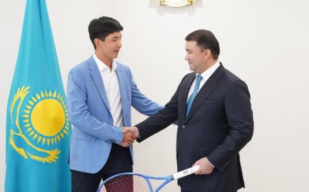Түркістан облысының әкімі Нұралхан Көшеров талантты теннисші Заңғар Нұрланұлымен кездесті