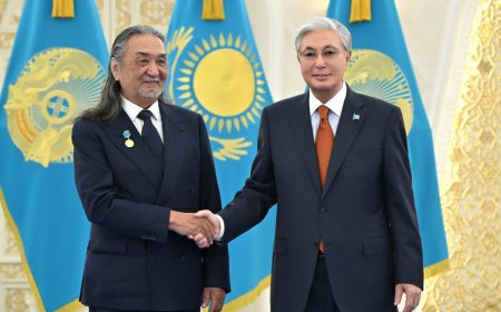 Тоқаев бір топ қоғам қайраткерін мемлекеттік наградалармен марапаттады
