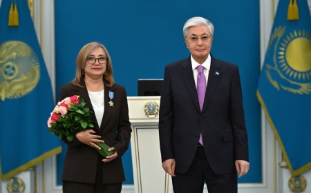 Президент  халықаралық олимпиада жүлдегерлерінің ұстаздарын жоғары наградалармен марапаттады