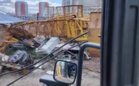 Астанада тағы кран құлады, қаза тапқандар бар