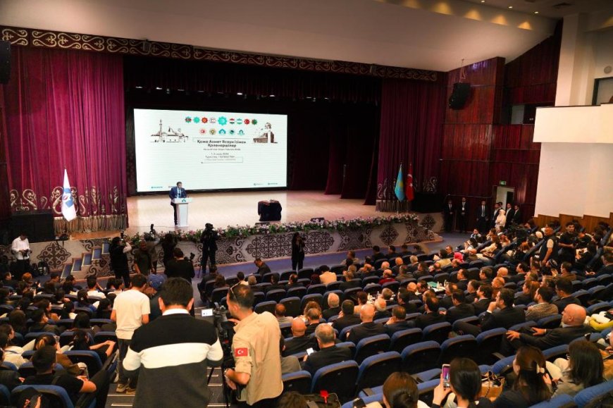 Түркістанда «Қожа Ахмет сауи ізімен қолөнершілер (ахилік)» атты халықаралық мәдени және ғылыми симпозиум өтіп жатыр