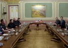 Зеленский мен Трамп өкілдерінің алғашқы келіссөз раунды аяқталды