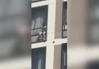 Астанада әйел 15-қабаттан бала жатқан арбаның үстіне құлады