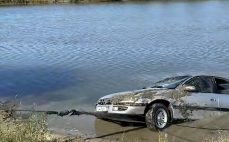 Қызылжар ауданында жеңіл автокөлік Есіл өзеніне батып кетті