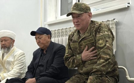 Қорғаныс министрі марқұм сарбаздардың отбасына көңіл айтты