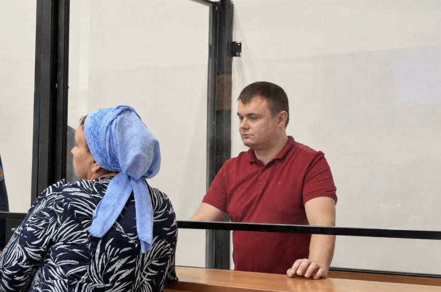 Ақтөбеде кабинетін шетелдіктерге жөндеткен полиция майоры сотталды