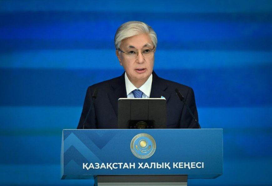 Президент Халық Кеңесі мен Құрылтайдың жұмысын түсіндірді