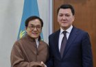 Ерлан Қарин Джеки Чанмен кездесті