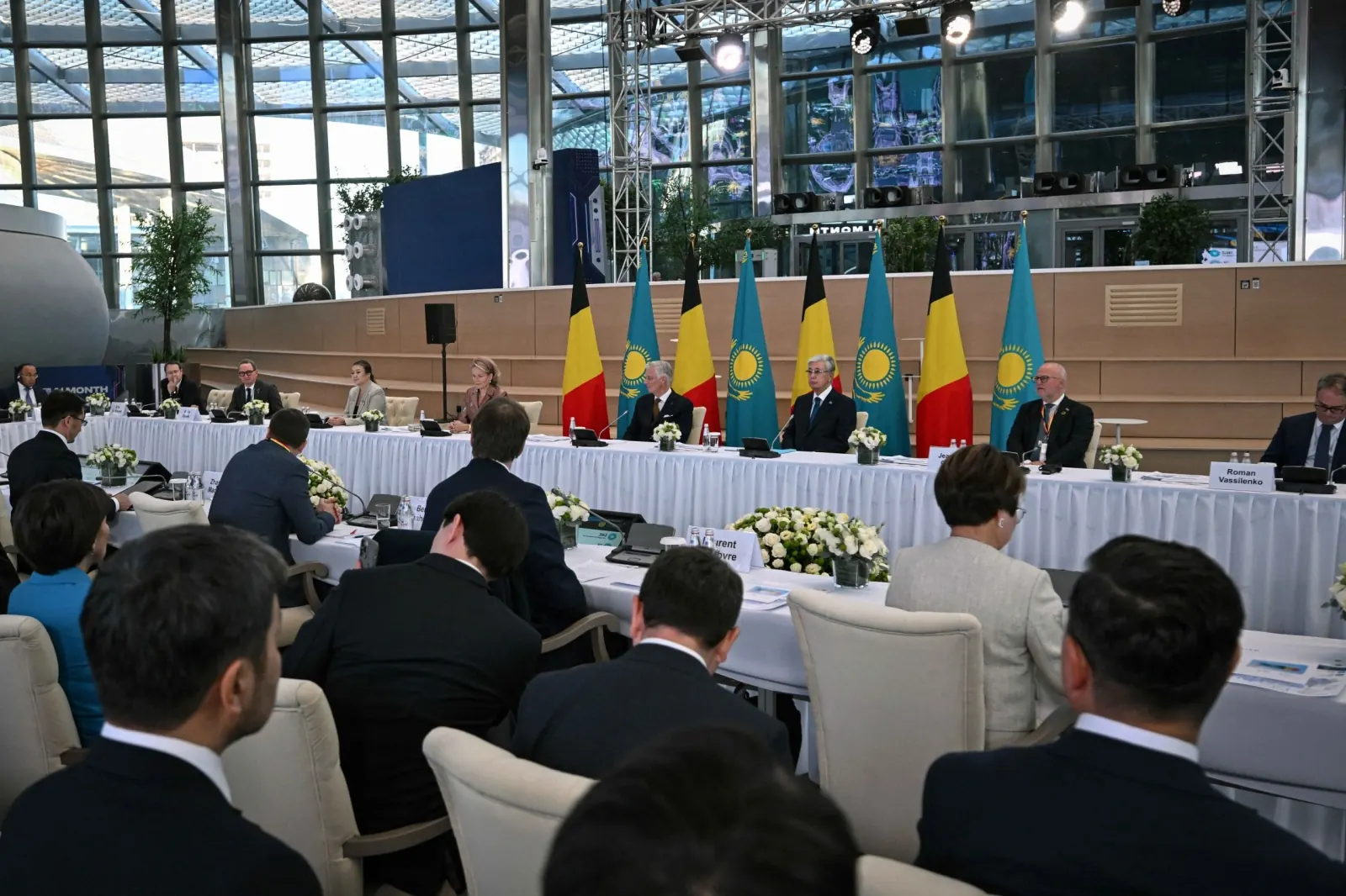 Тоқаев Қазақстанның екі портын Бельгияның ірі логистикалық орталығымен байланыстыруды ұсынды