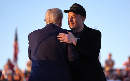 Илон Маск Трамп әкімшілігіне қайта оралды