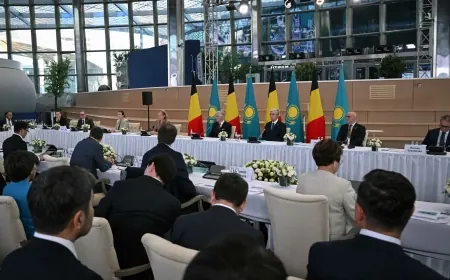 Тоқаев Қазақстанның екі портын Бельгияның ірі логистикалық орталығымен байланыстыруды ұсынды