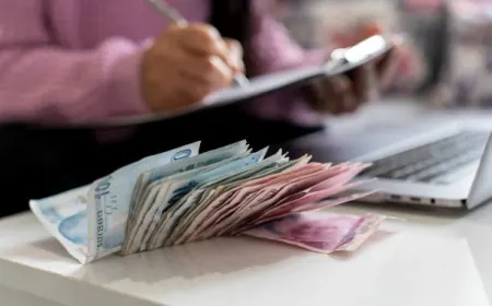 Танысыңыз ақша сұраса, не істеу керек: полиция кеңес берді