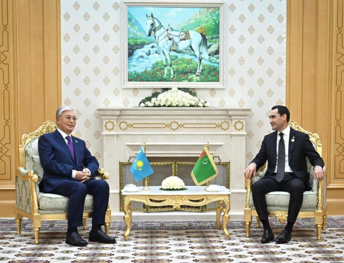 Тоқаев Түрікменстан Президентімен кездесу өткізді