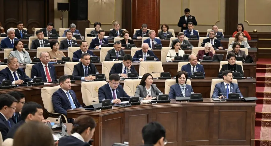 Құрылтайда үш жылдық бюджет жобасы қаралды