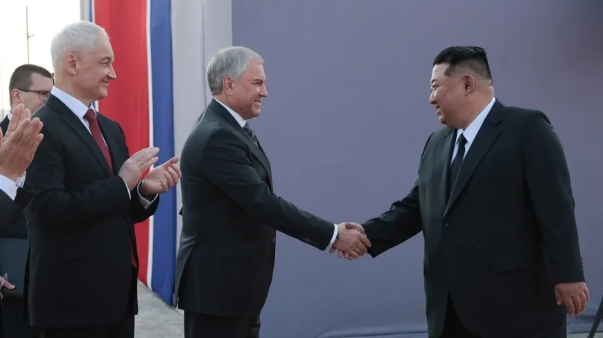 Ким Чен Ын впервые за год посетил Китай